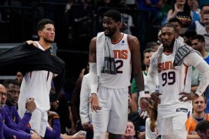 九游体育APP-游戏大玩家艾顿：每天玩四五小时 让我头脑清醒