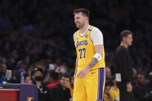 九游体育首页-东契奇开通B站账号，直言“最想学诺维茨基的后仰跳投”