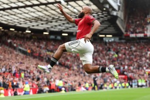 九游体育APP-姆伯莫：我们在上半场掌控了比赛，每场比赛都很难但也很重要