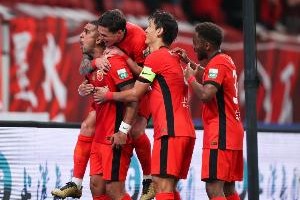 九游-足球报：失去榜首，海港没时间沮丧