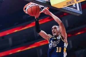 九游-广东大胜辽篮风波发酵，奎因回应挑衅被警告，赵继伟复出进程加快