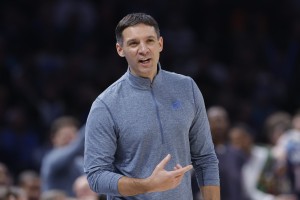 九游体育平台-戴格诺特：马刺是NBA最好的球队之一 对阵他们容错空间非常小