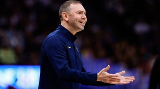 小阿德尔曼带掘金54胜  与父亲成历史首对常规赛50+胜的父子主帅