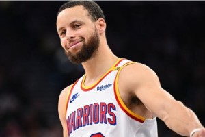 九游体育官网-体能耗尽库里打出生涯最差表现 勇士形势急转直下