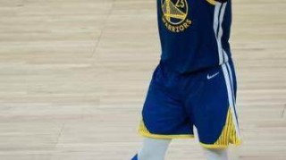 九游体育APP-【现场】G6的汤普森如约而至 金州海风扬起勇士旗帜