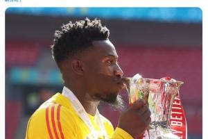 九游体育平台-奥纳纳回击马蒂奇未随曼联夺冠，网友：你只拿了一座足总杯而已