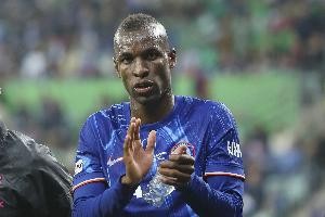 九游体育平台-记者：杰克逊正在拍摄官宣物料，将会披上拜仁11号球衣